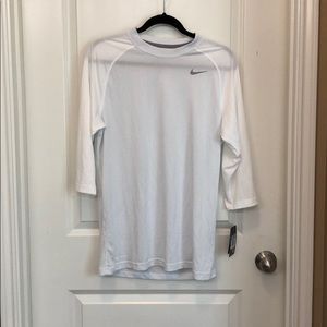 NWT NIKE dri fit men’s Medium